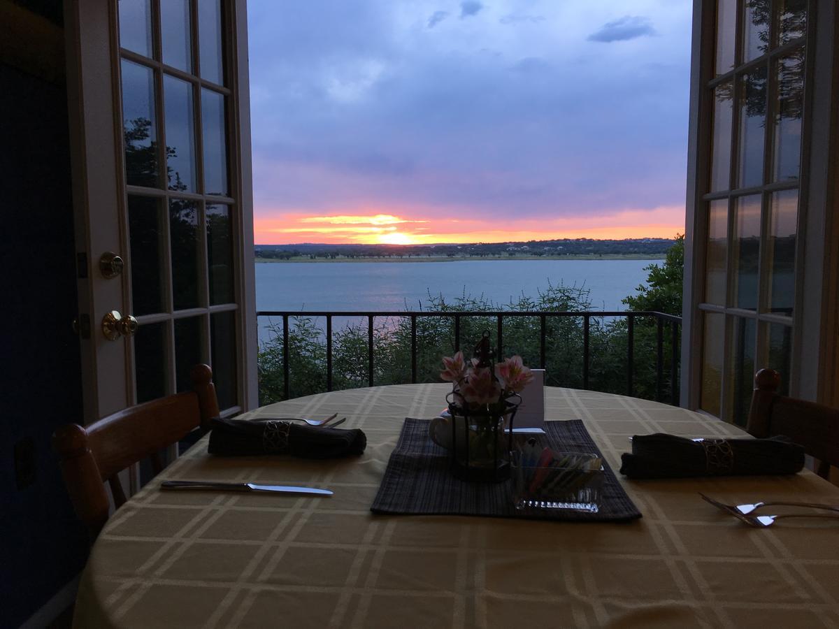 Lakehouse Bed And Breakfast Canyon Lake Extérieur photo