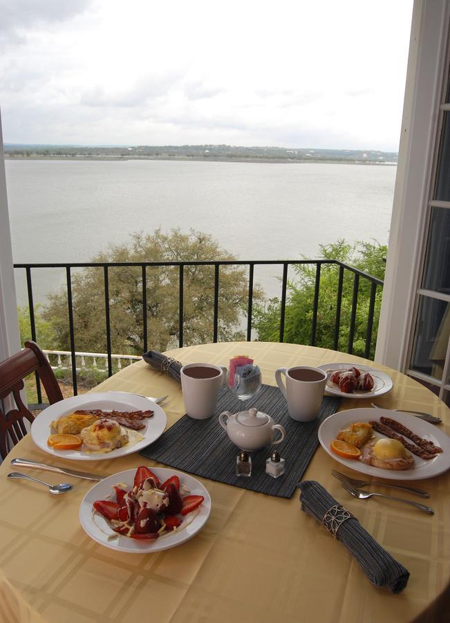 Lakehouse Bed And Breakfast Canyon Lake Extérieur photo