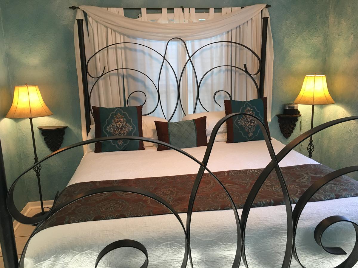 Lakehouse Bed And Breakfast Canyon Lake Extérieur photo
